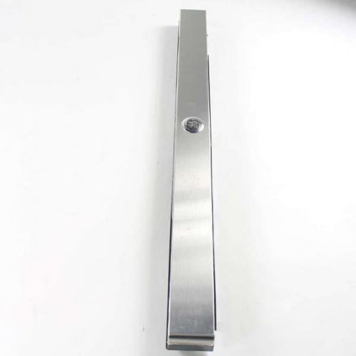 GRILLE ASM DG W/LOGO U56623