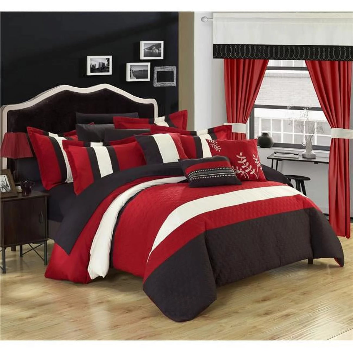 Red Queen 24 Piece Comforter Set with Sheets G613
