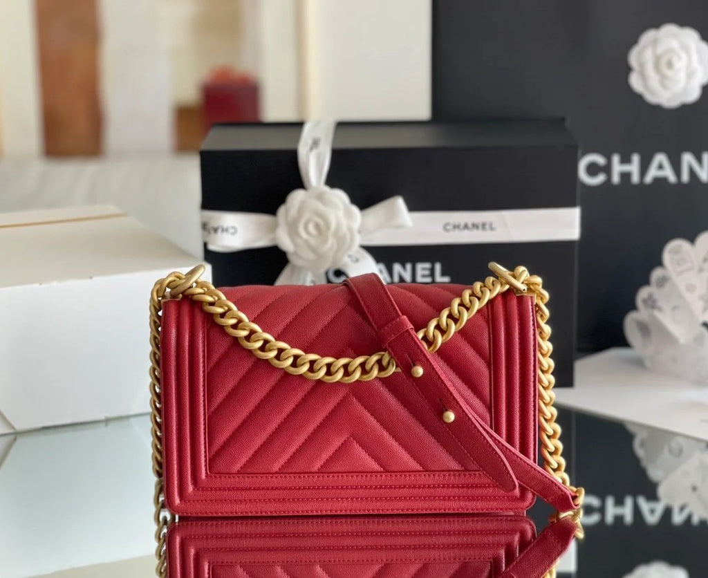 Red Medium Handbag I80386