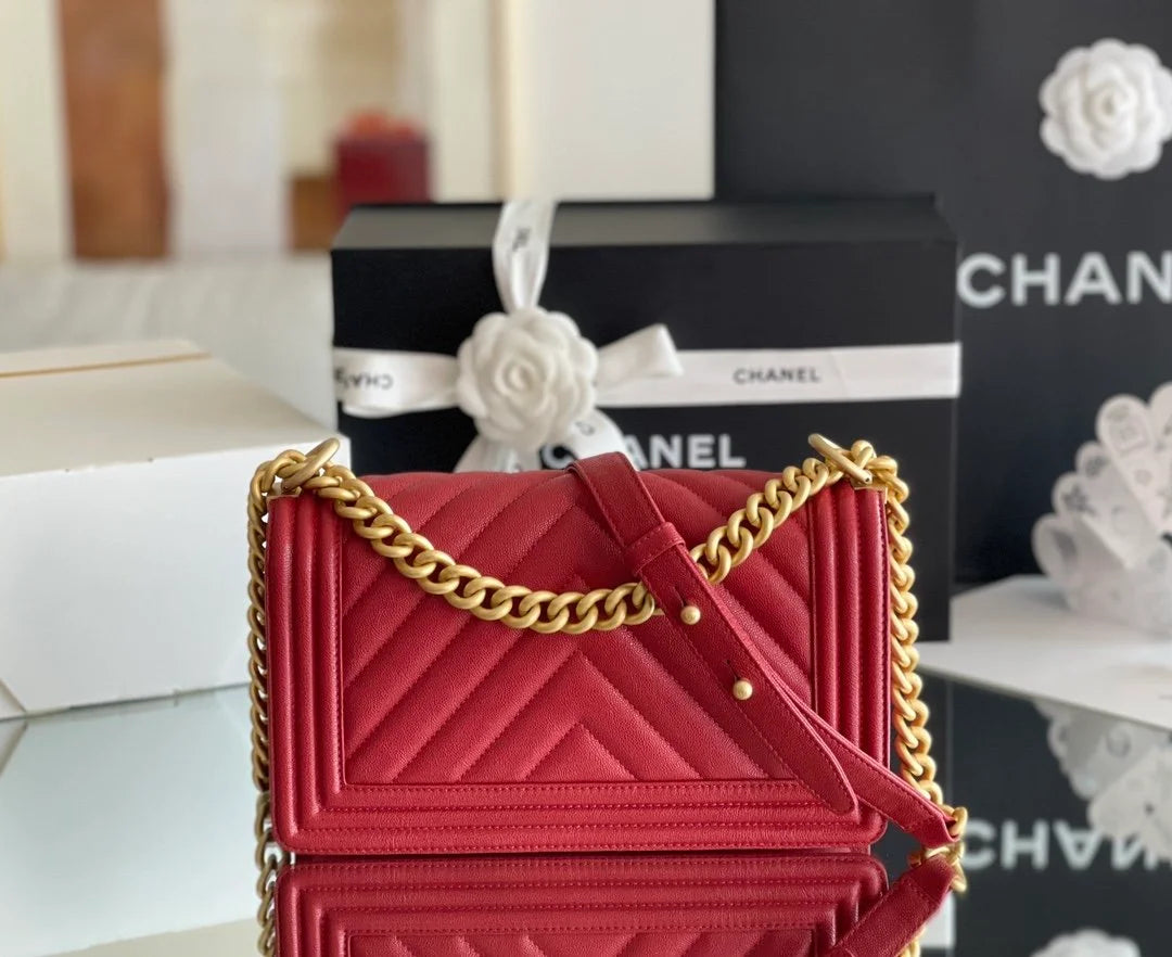 Red Medium Handbag I80386