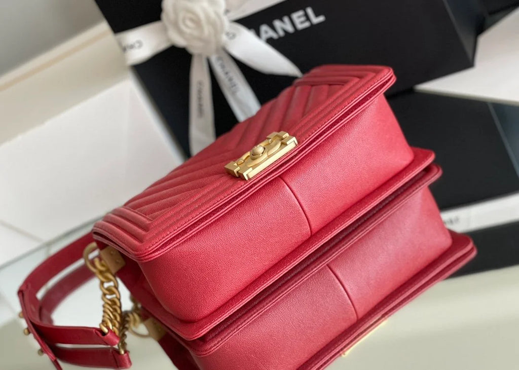 Red Medium Handbag I80386