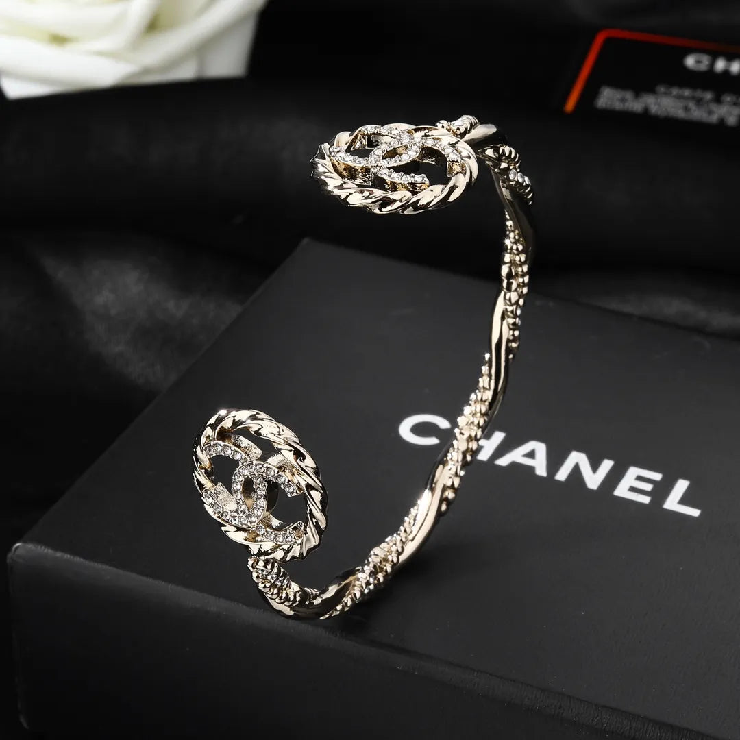 Bracelet J80405
