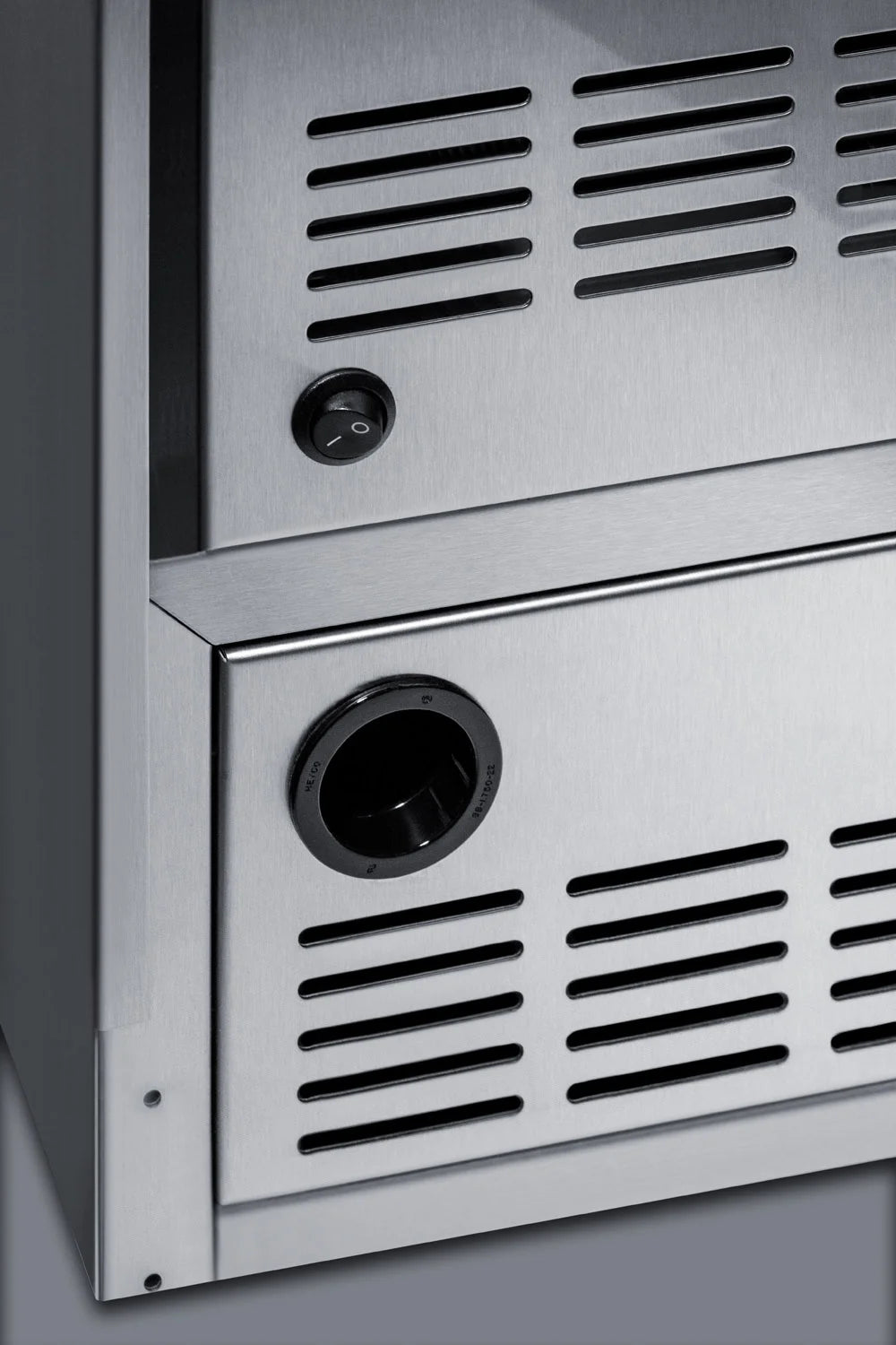 Undercounter ADA Compliant Manual Defrost Icemaker with Stainless Steel Exterior Z664290