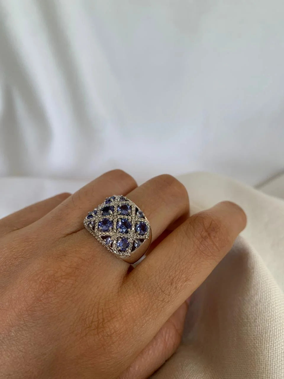 Tanzanite Ring, Gemstone Cluster 1.04 ct 925 Sterling Silver Ring Q67352