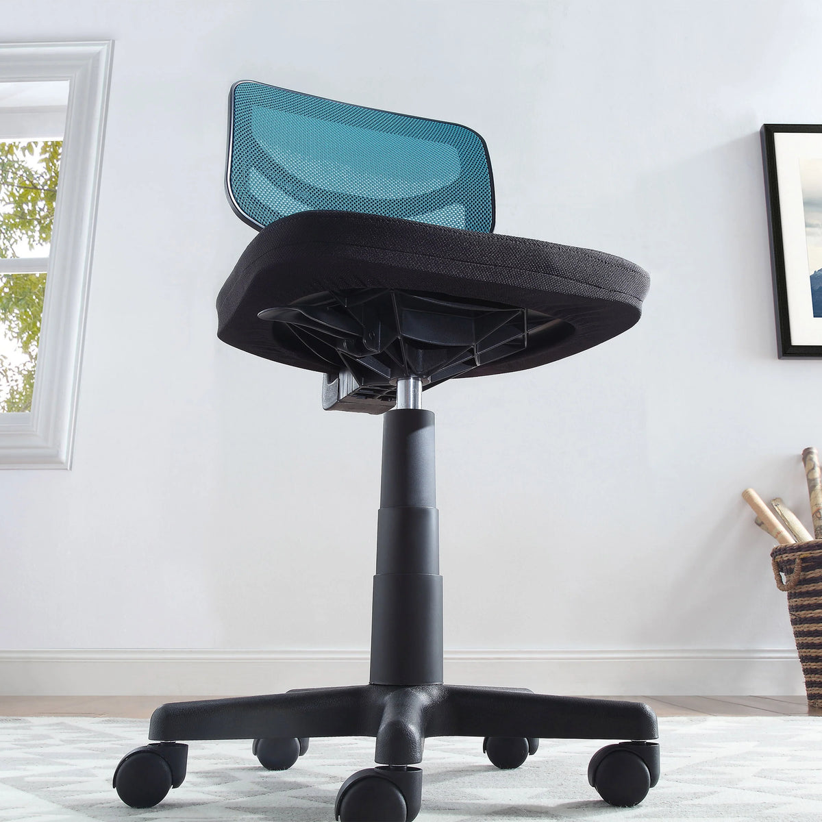 Mesh Task Chair with Padded Seat G219