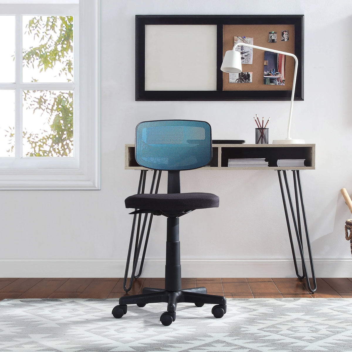 Mesh Task Chair with Padded Seat G219