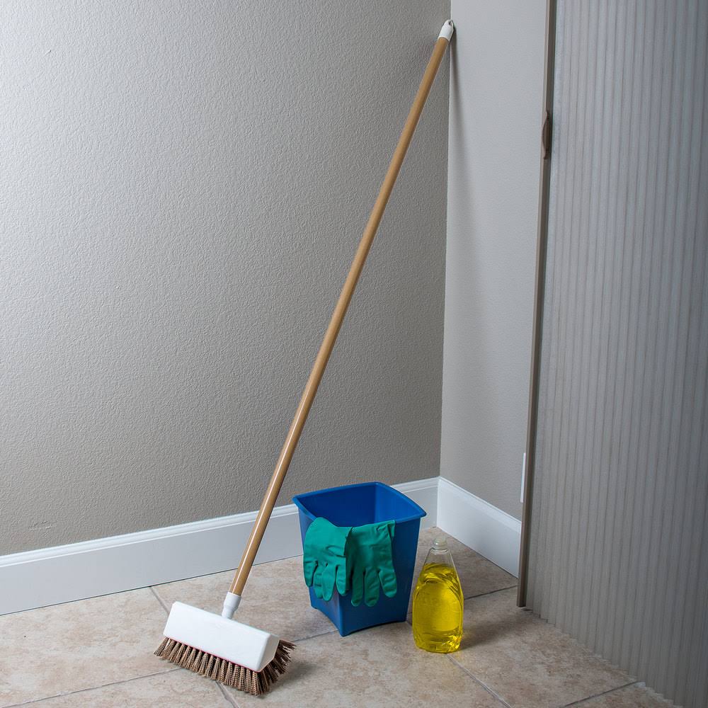 Tan Fiberglass Broom Handle J4112