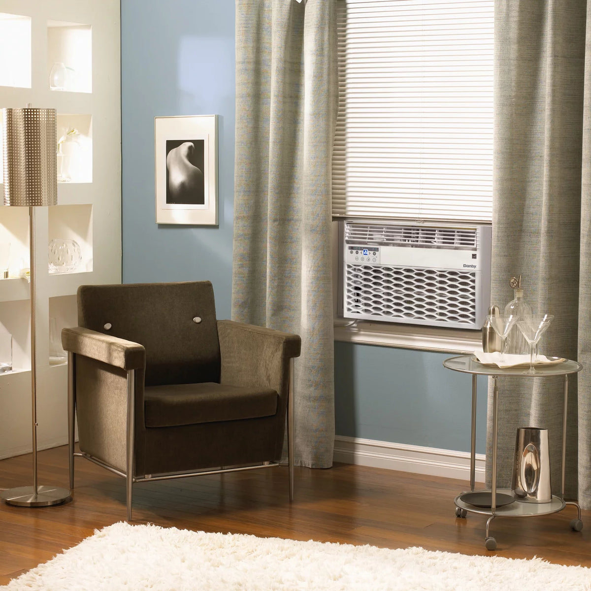 10000 BTU White Window AC O521
