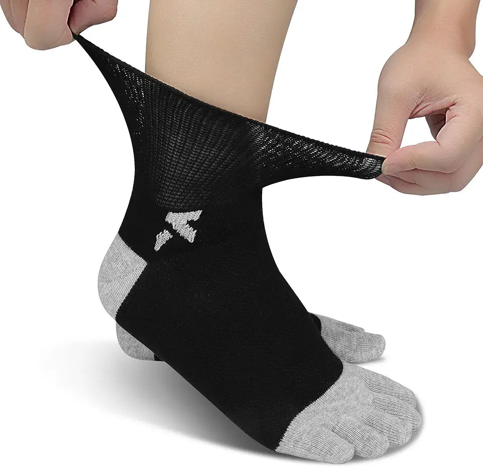 4 Pairs Seamless Loose Fit Non-Binding Cotton Crew Socks T78389