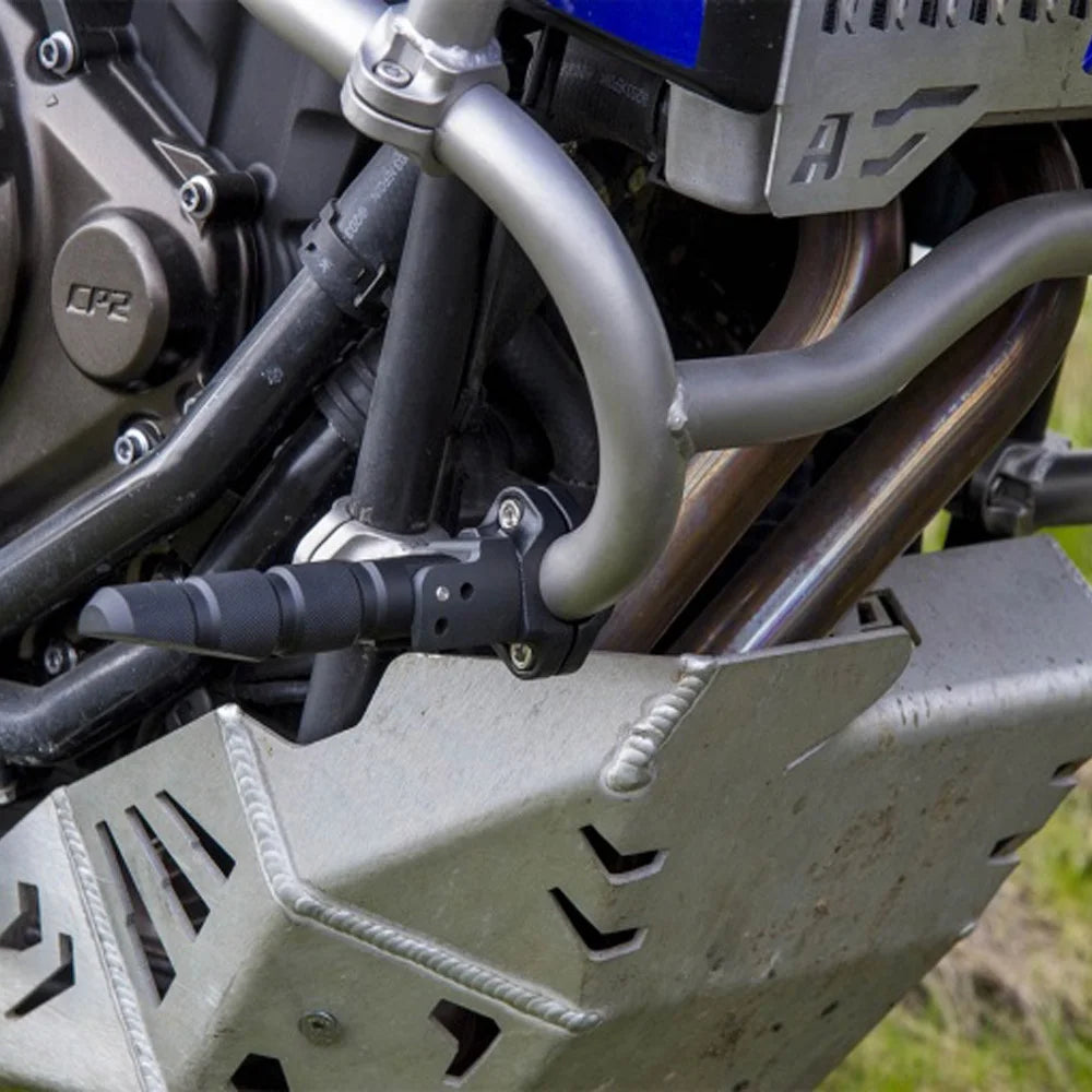Universal Motorcycle 360 Rotatable Highway Crash Bar Foot Pegs D350