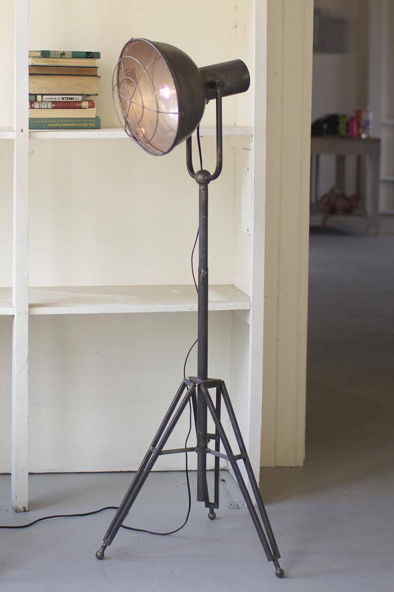 Caged Studio Lamp Q383581