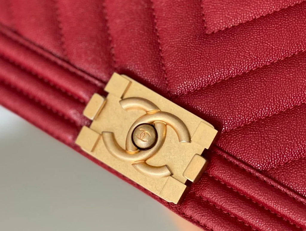 Red Medium Handbag I80386