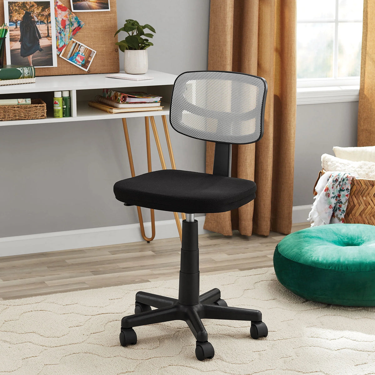 Mesh Task Chair with Padded Seat G219